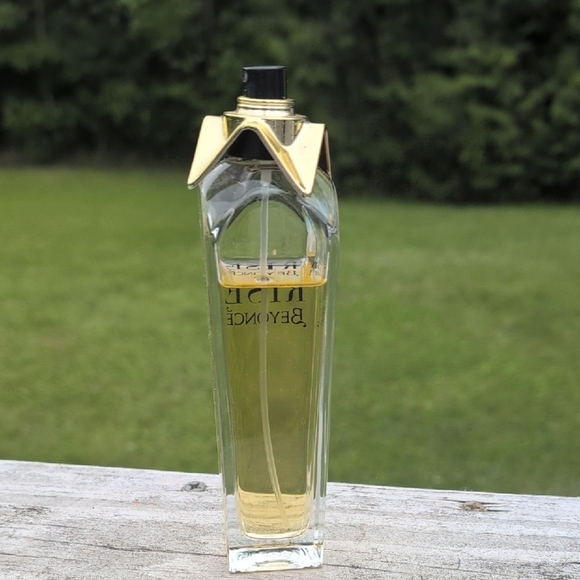 Beyoncé Rise Perfume with Gold Cap - Picture 3 of 4